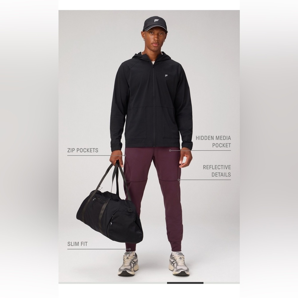 Fabletics Altitude Slim Fit Jogger Medium Tall Long Length OXBLOOD Burgundy